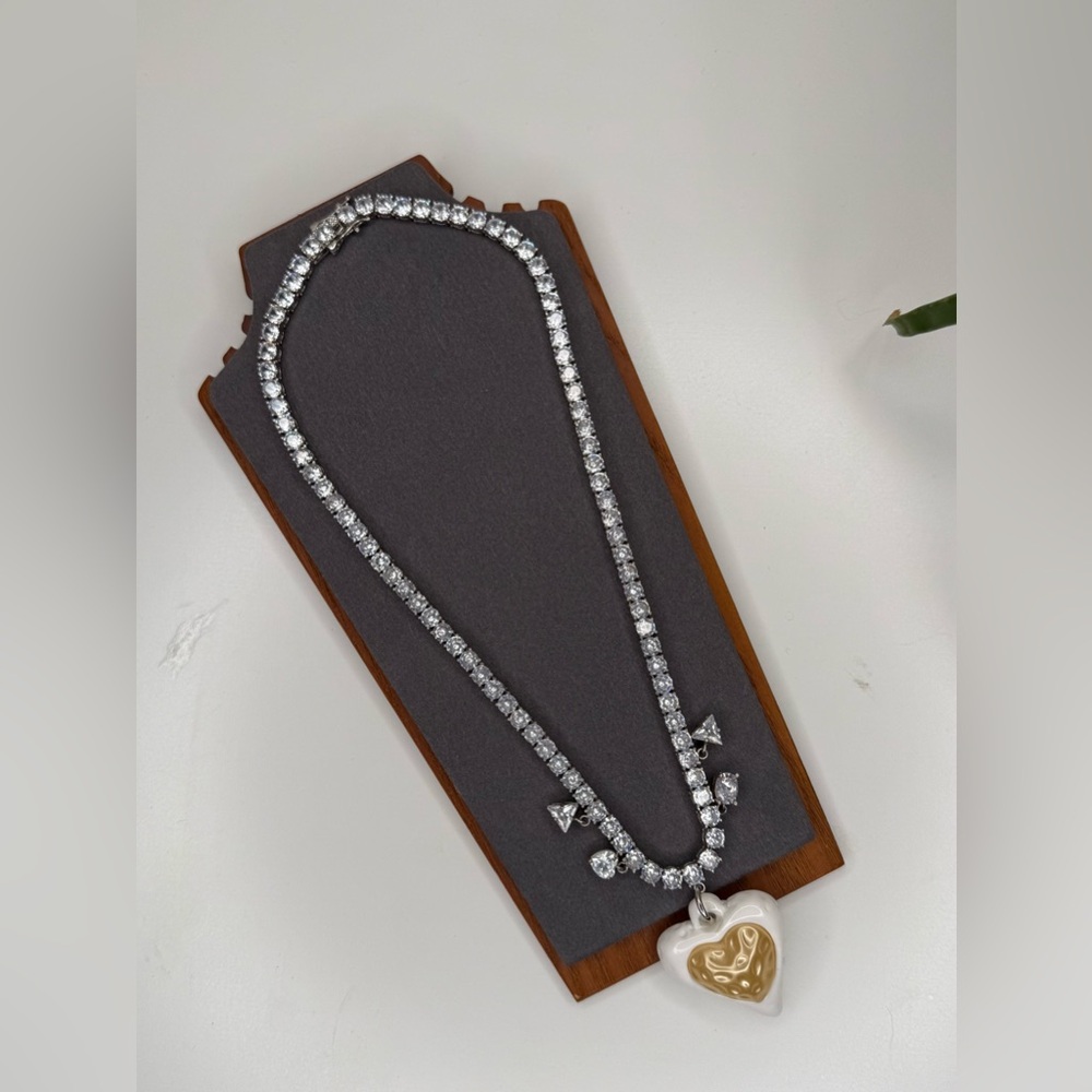 Julietta Dangly Heart Tennis Necklace Crystal Statement Pendant $295 Retail - Picture 7 of 8